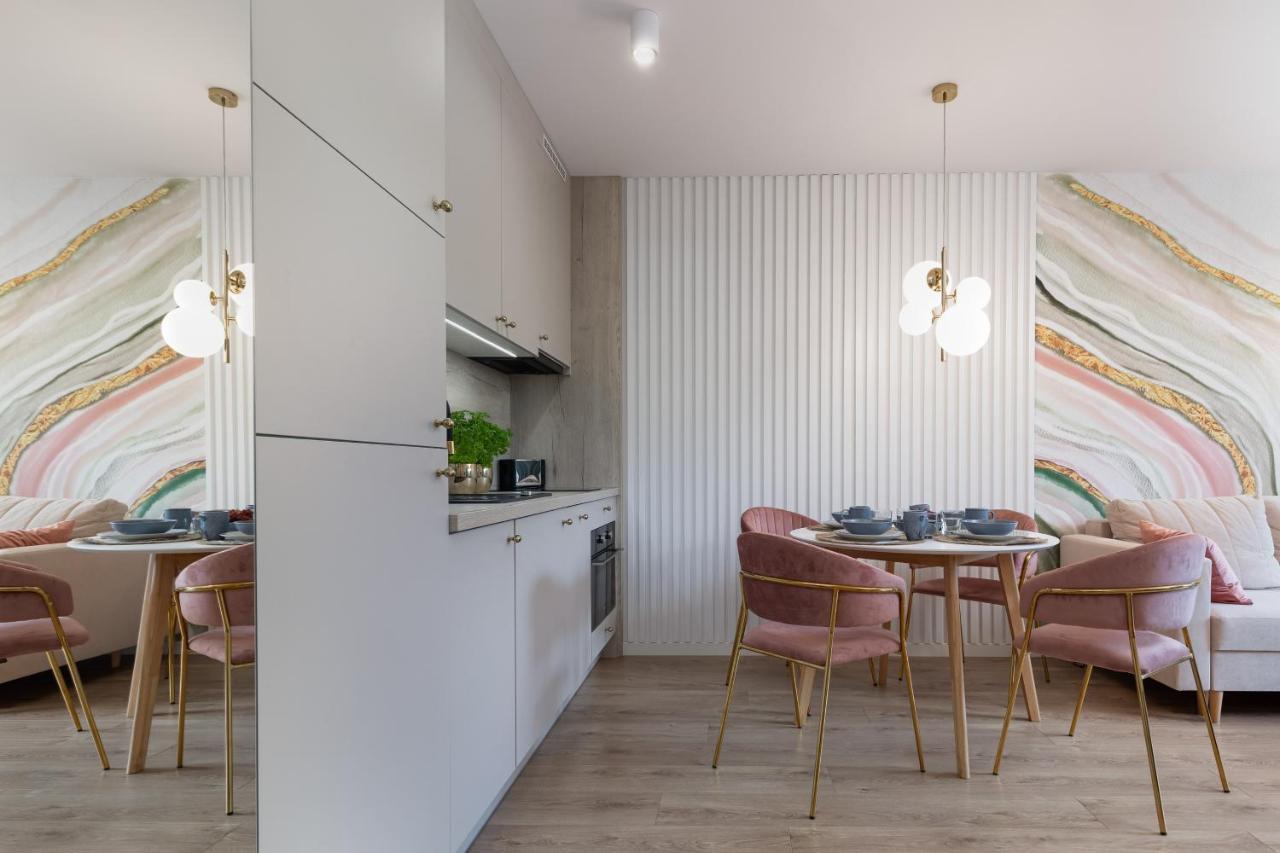 Seaside Apartamenty 4 Pory Roku Kolobrzeg Exterior photo