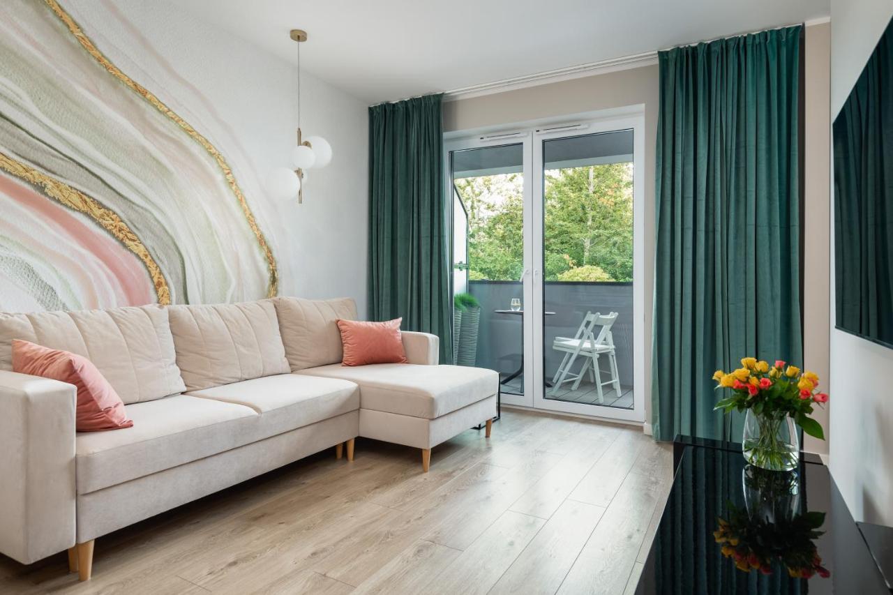 Seaside Apartamenty 4 Pory Roku Kolobrzeg Exterior photo