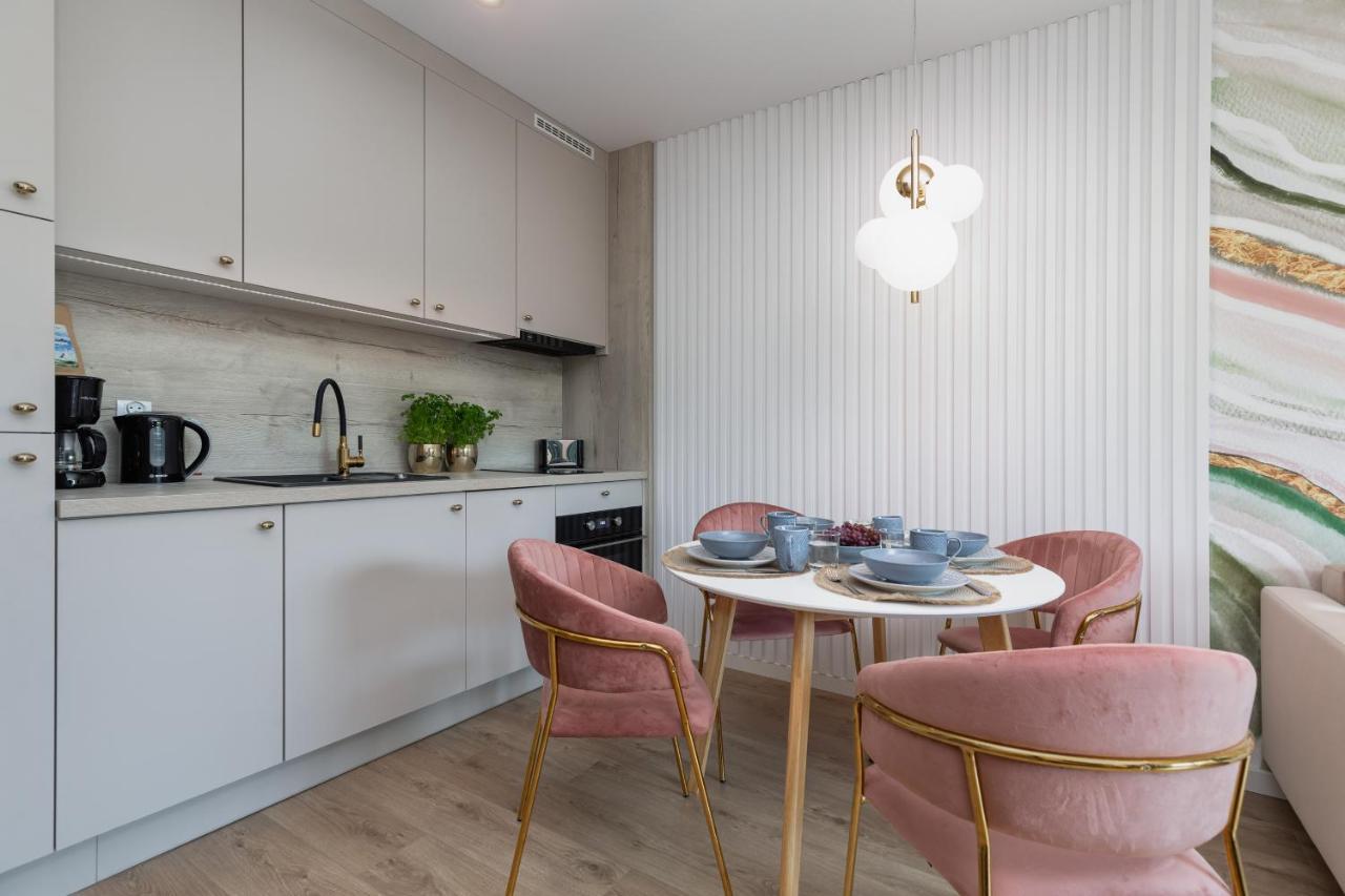 Seaside Apartamenty 4 Pory Roku Kolobrzeg Exterior photo