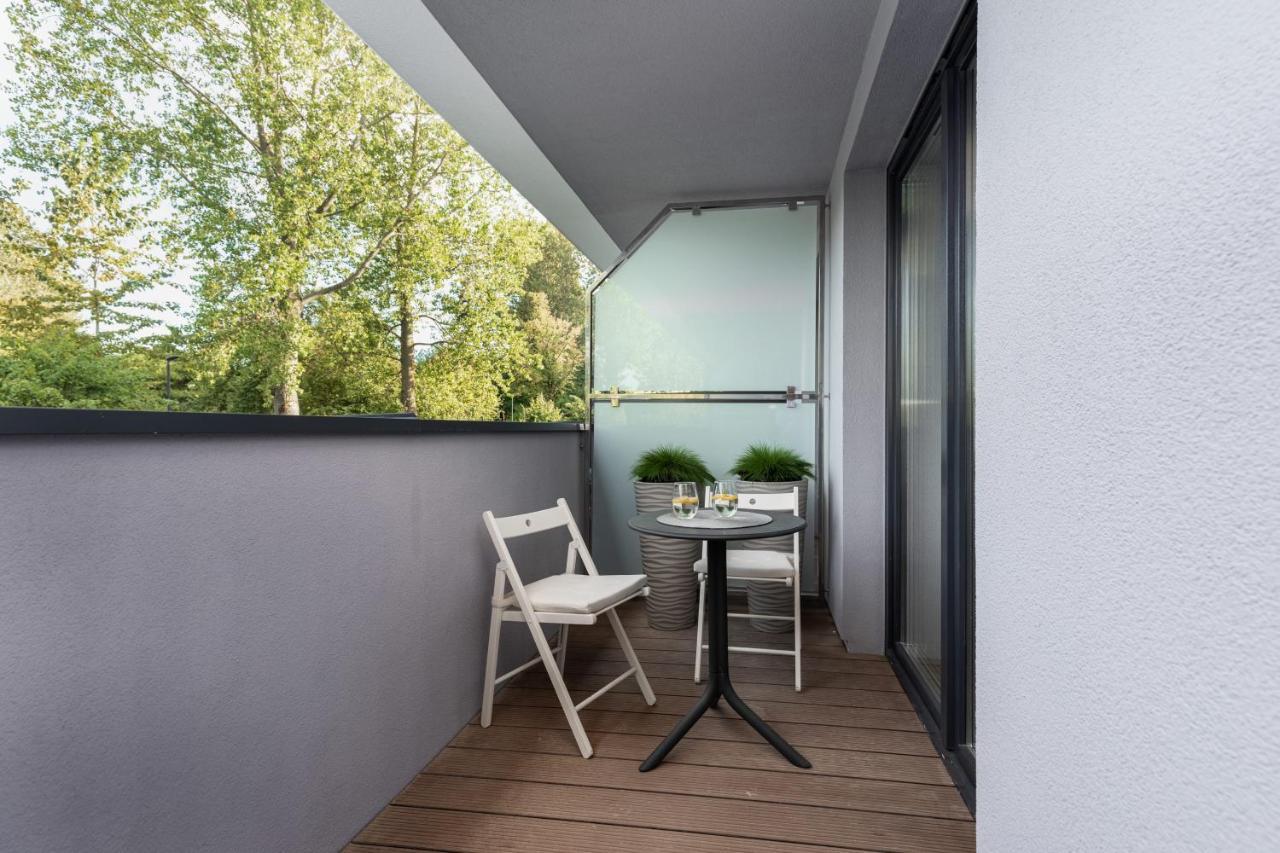 Seaside Apartamenty 4 Pory Roku Kolobrzeg Exterior photo